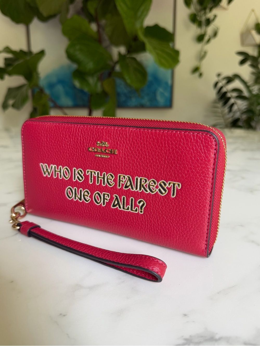 NWT Disney X Coach Long Zip Around Wallet w/Who Is The Fairest One Of All Motif - Picture 12 of 14